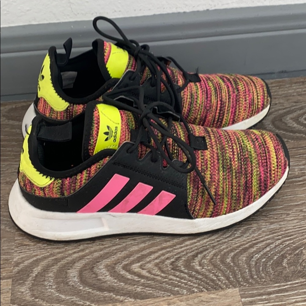 Adiadas tennis shoes. Multi color. Size 4